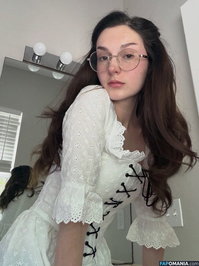 Busy B Asmr / busybasmr Nudo OnlyFans  Foto trapelata #1045