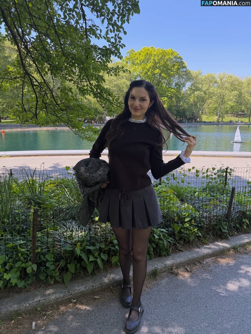 Busy B Asmr / busybasmr Nudo OnlyFans  Foto trapelata #1046
