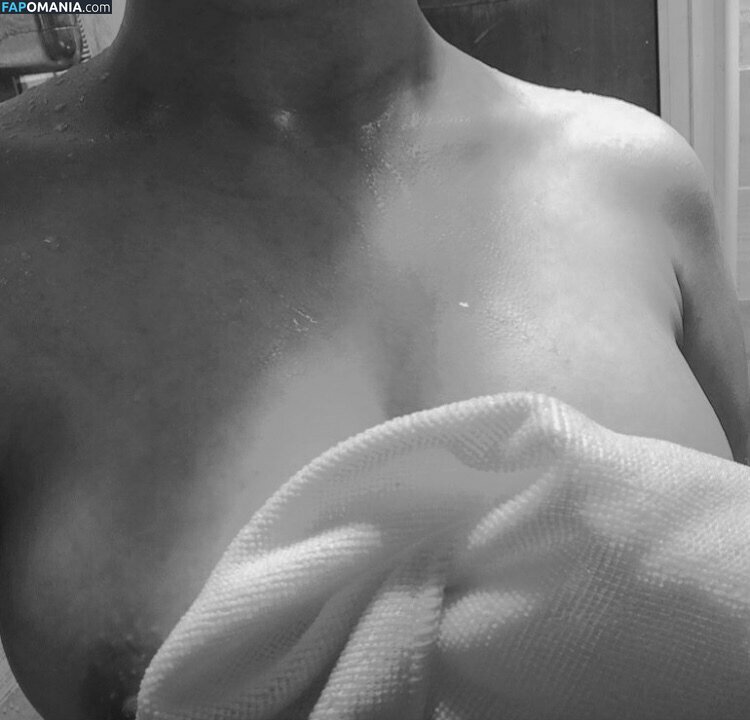 c6c4c2 / soartisticnow Nudo OnlyFans  Foto trapelata #5