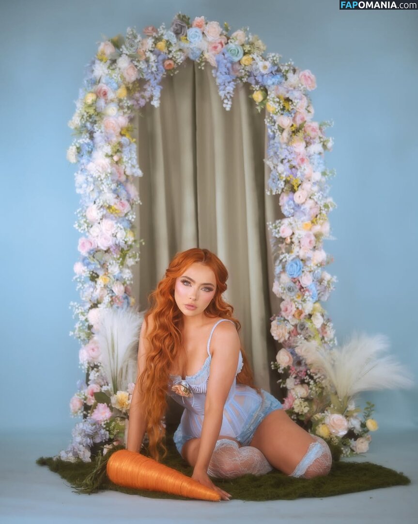 Caitchristinee / Caitlin Christine / caitlinchristinee Nudo OnlyFans  Foto trapelata #1