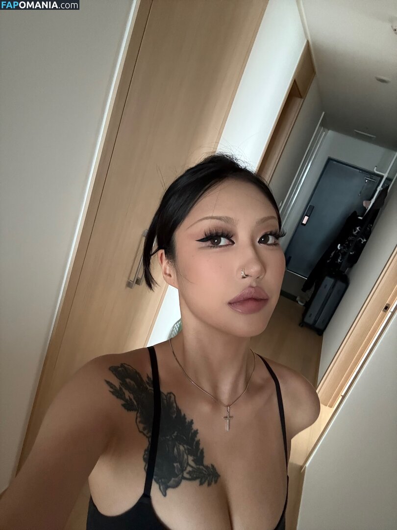 camocashy / camokr / https: Nudo OnlyFans  Foto trapelata #8