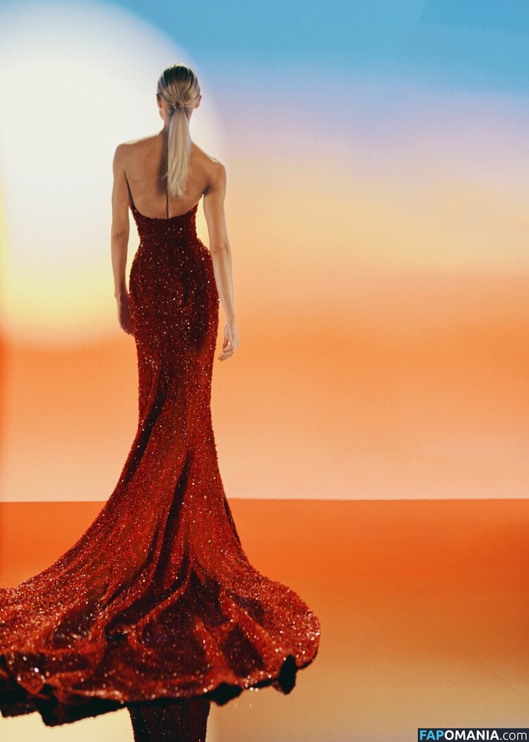 Candice Swanepoel Nudo Foto trapelata #11