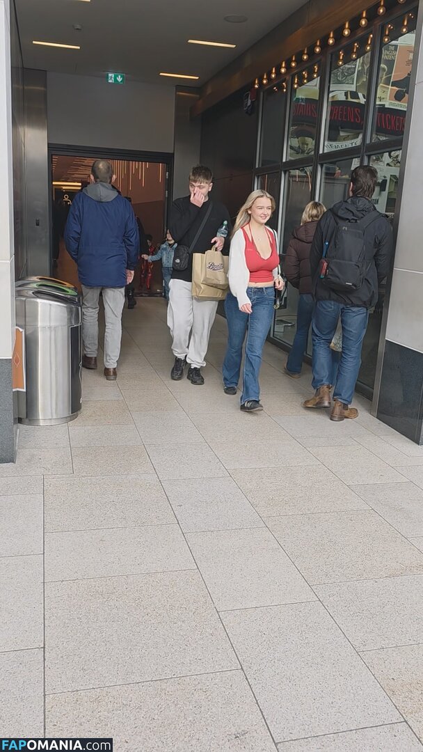 CANDID Boobs / bouncy / braless / cleavage / downblouse / jiggly Nudo OnlyFans  Foto trapelata #27