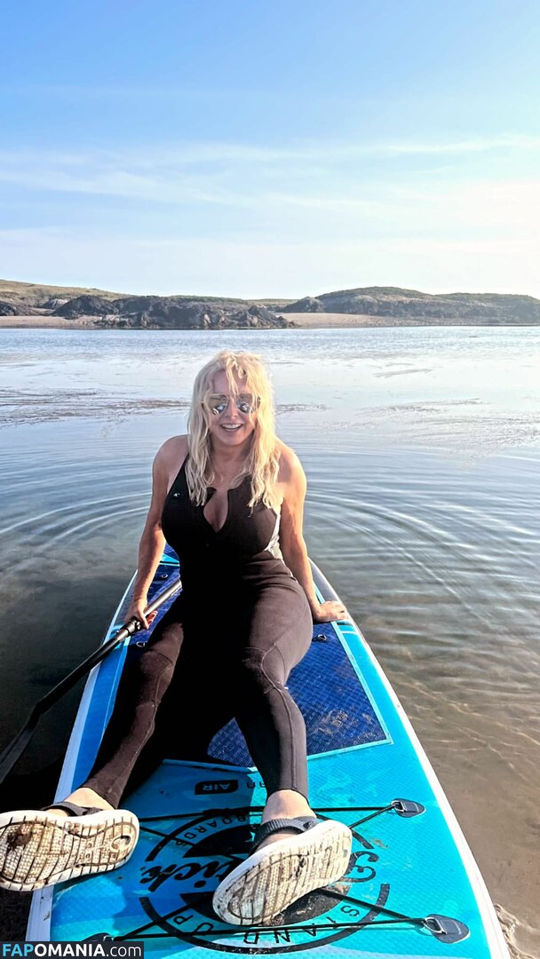 Carol Vorderman Nudo OnlyFans  Foto trapelata #15