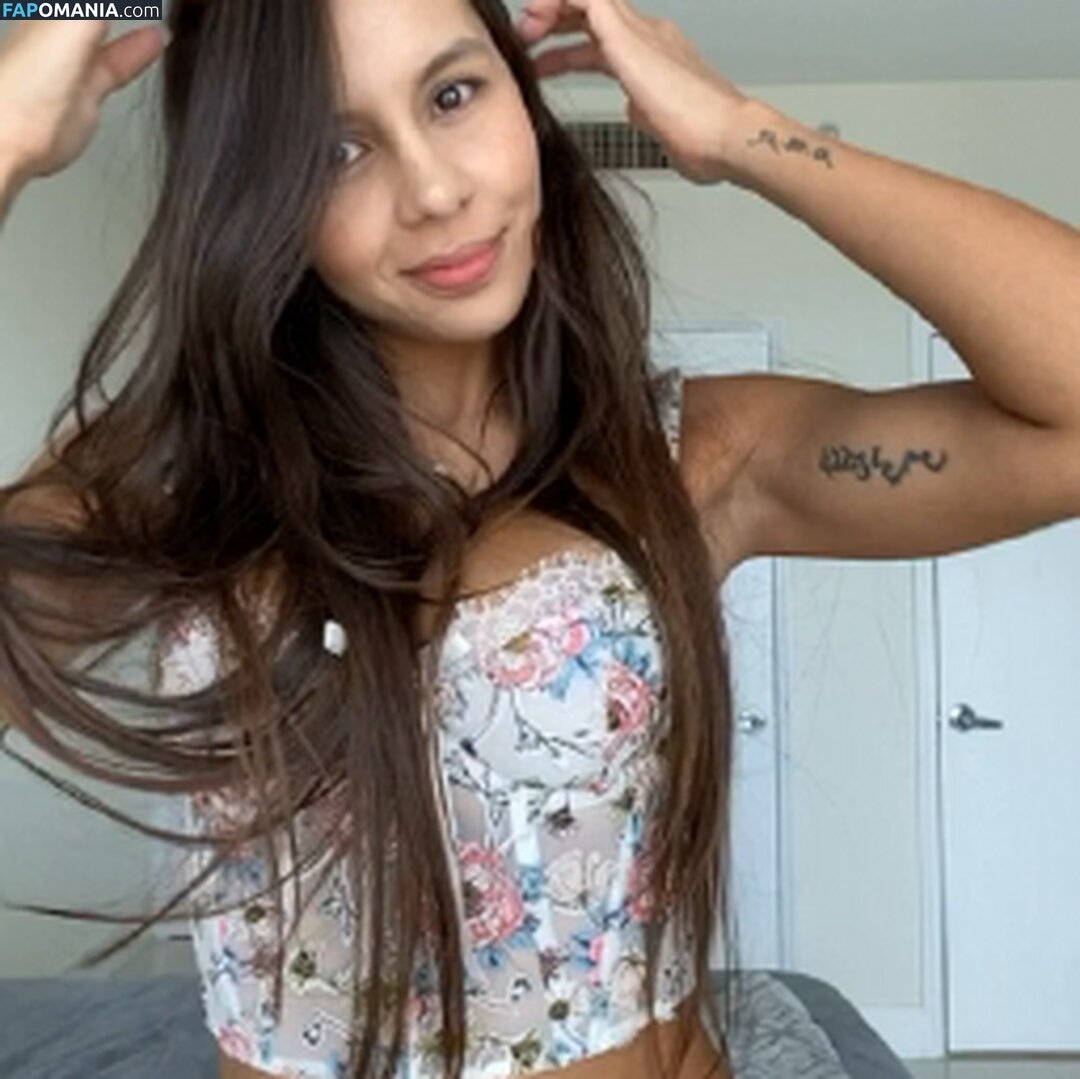 AtenaXXX / Carolina Nieto Restrepo / caroni_re13 Nudo OnlyFans  Foto trapelata #167