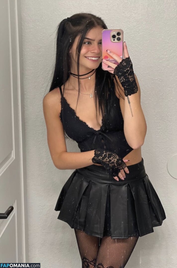 Cassiana Pozzi / cassianapozzi Nudo OnlyFans  Foto trapelata #4