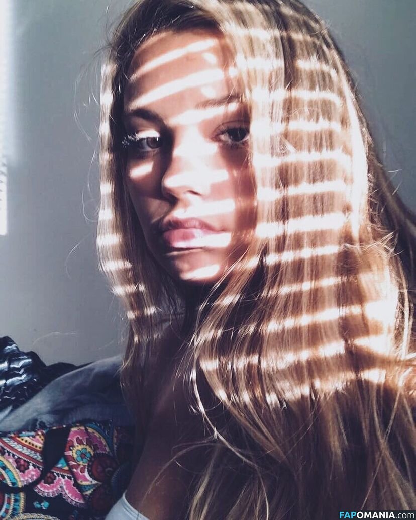 Catie Archambeau / catie.a Nudo OnlyFans  Foto trapelata #12