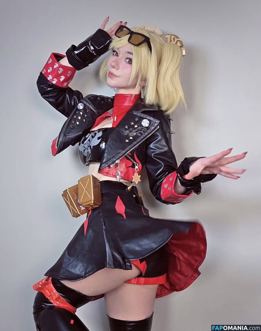 Celebi / Celebi.cos / CelebiCosplays / https: Nudo OnlyFans  Foto trapelata #74