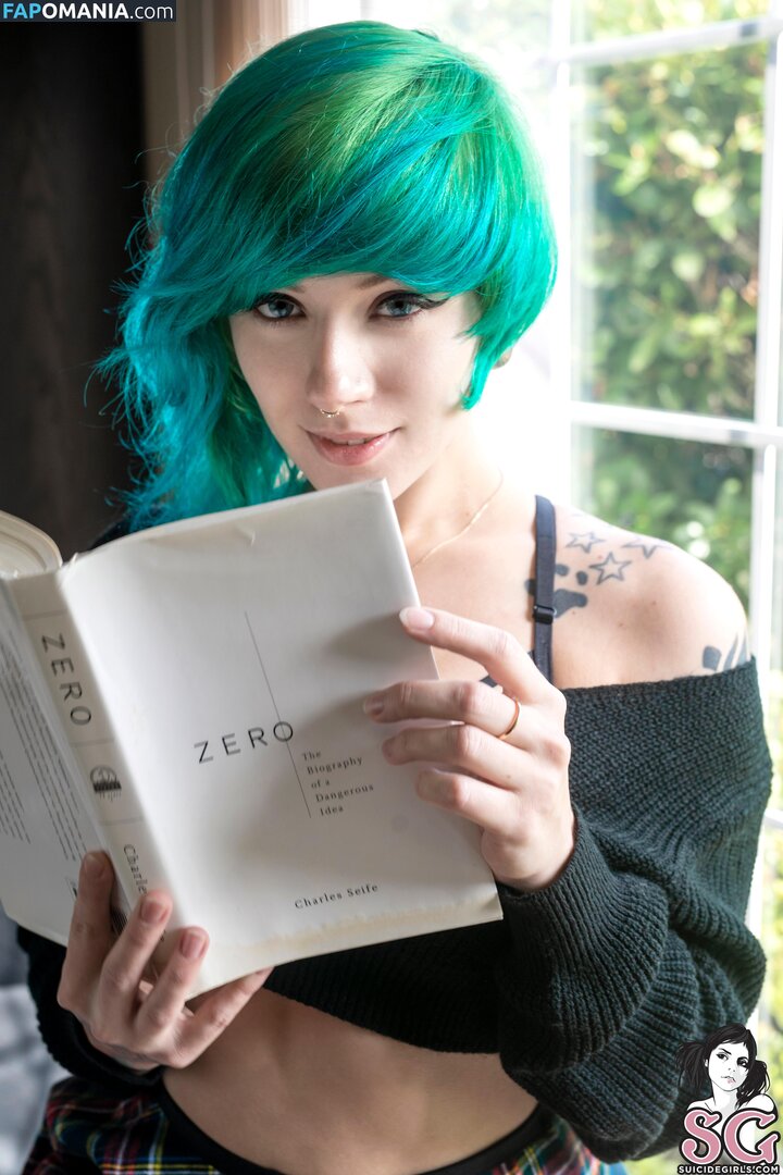 Celebi / Celebi.cos / CelebiCosplays / https: Nudo OnlyFans  Foto trapelata #75