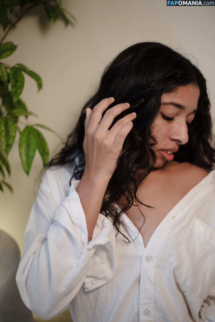 Chameelia / _Chameelia_ / __chameelia_ / chameeliaa / cw Nudo OnlyFans  Foto trapelata #5