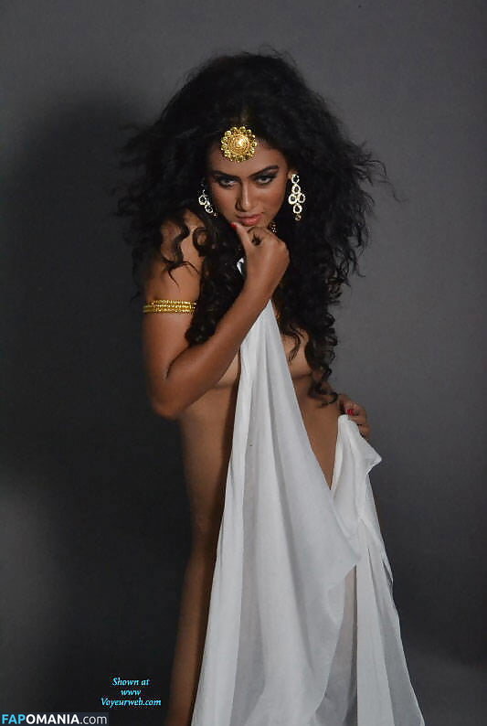 Chandrika Desai / Chandrika Passionica Nudo OnlyFans  Foto trapelata #449