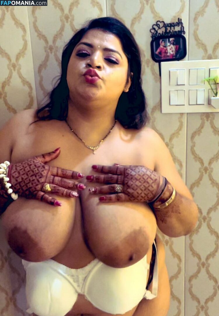 Chandrika Desai / Chandrika Passionica Nudo OnlyFans  Foto trapelata #1163