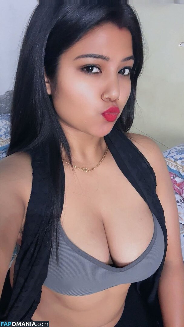 Chandrika Desai / Chandrika Passionica Nudo OnlyFans  Foto trapelata #1219