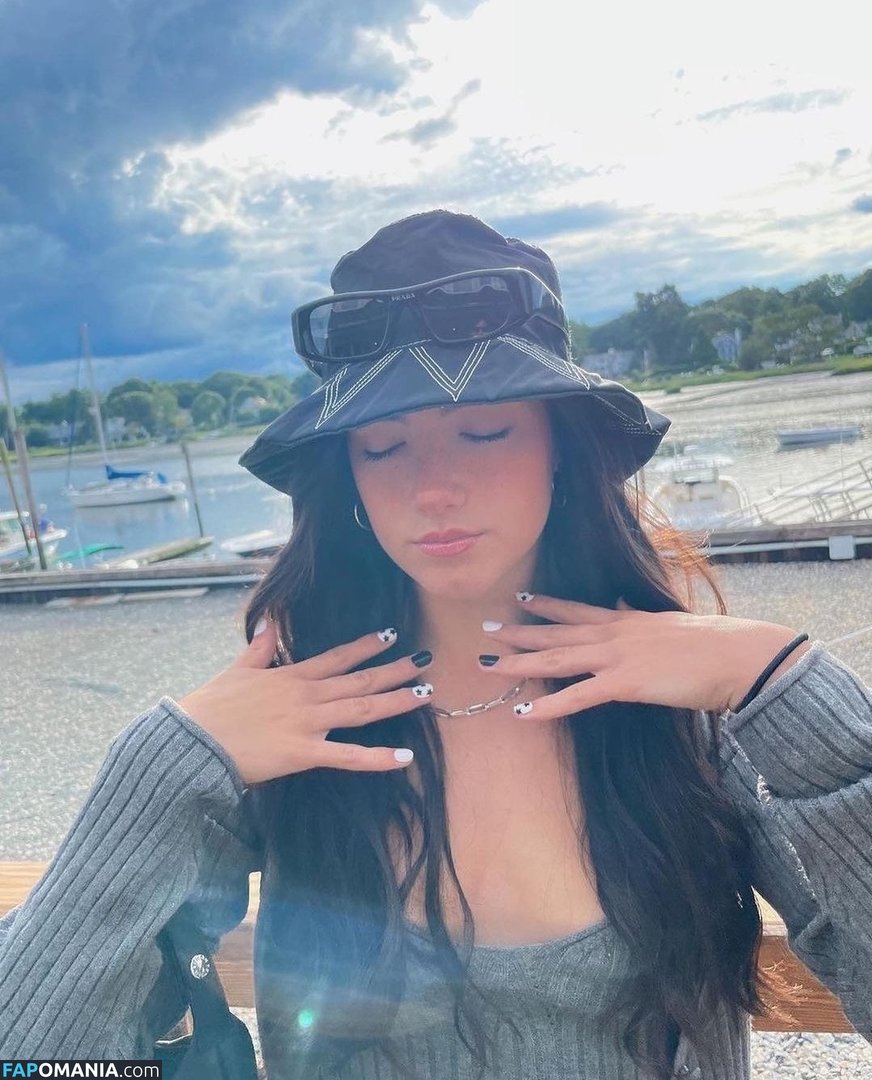 Charli D'Amelio / Charli Damelio / charlidamelio / charliesdamelio Nudo OnlyFans  Foto trapelata #59