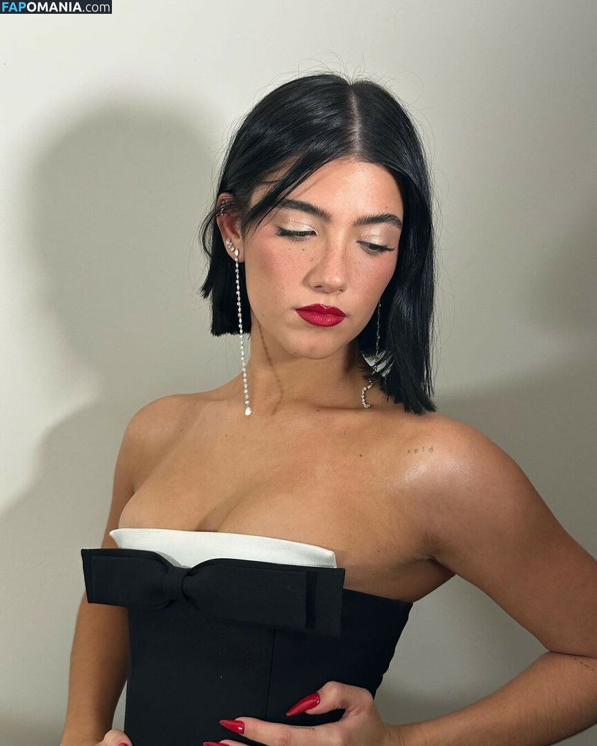 Charli D'Amelio / Charli Damelio / charlidamelio / charliesdamelio Nudo OnlyFans  Foto trapelata #259