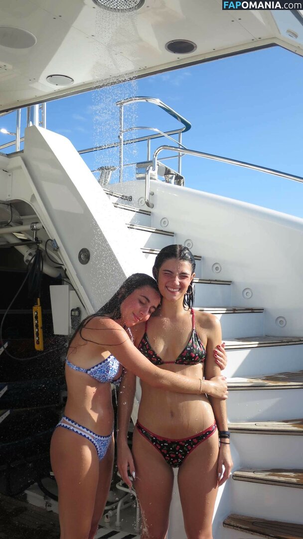 Charli D'Amelio / Charli Damelio / charlidamelio / charliesdamelio Nudo OnlyFans  Foto trapelata #441