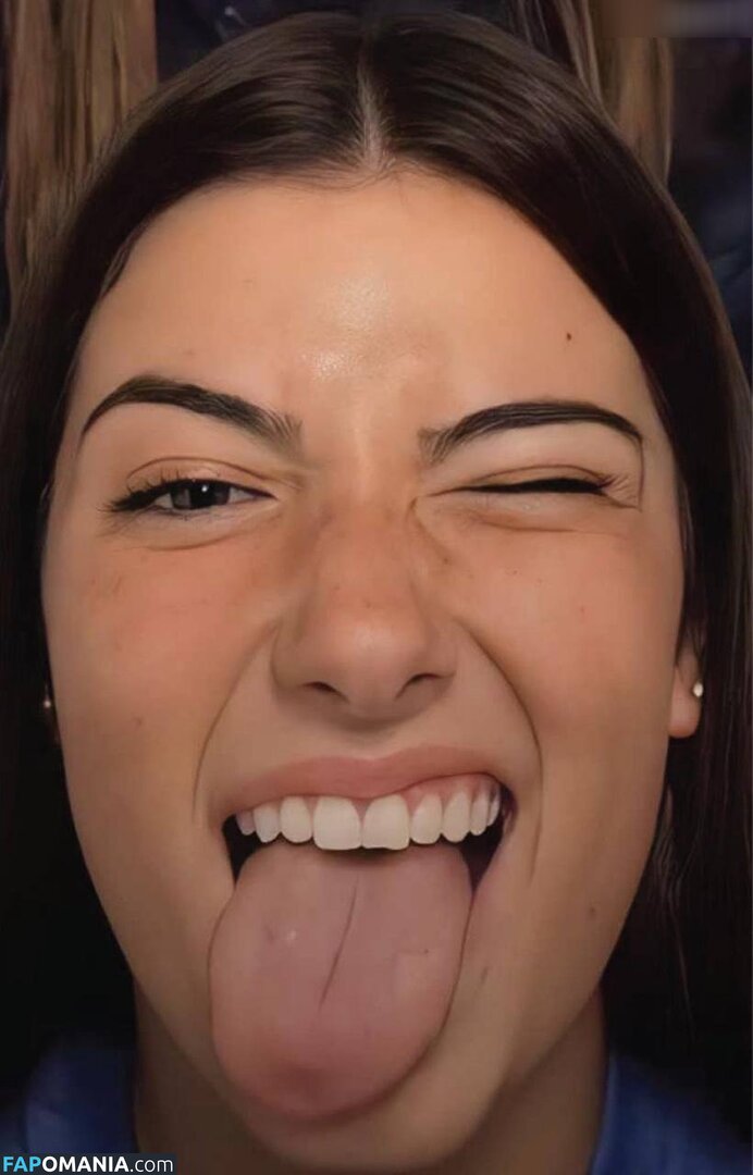 Charli D'Amelio / Charli Damelio / charlidamelio / charliesdamelio Nudo OnlyFans  Foto trapelata #1072