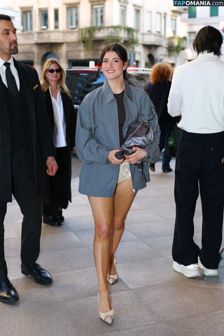 Charli D'Amelio / Charli Damelio / charlidamelio / charliesdamelio Nudo OnlyFans  Foto trapelata #1591