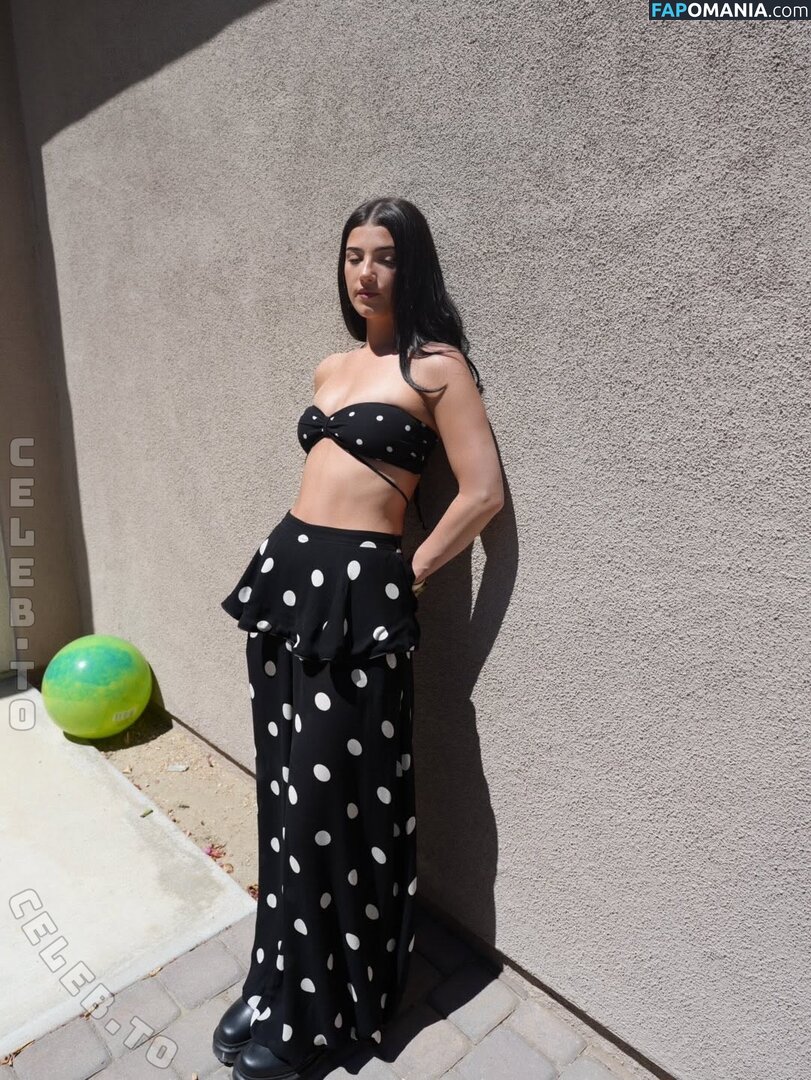 Charli D'Amelio / Charli Damelio / charlidamelio / charliesdamelio Nudo OnlyFans  Foto trapelata #1667