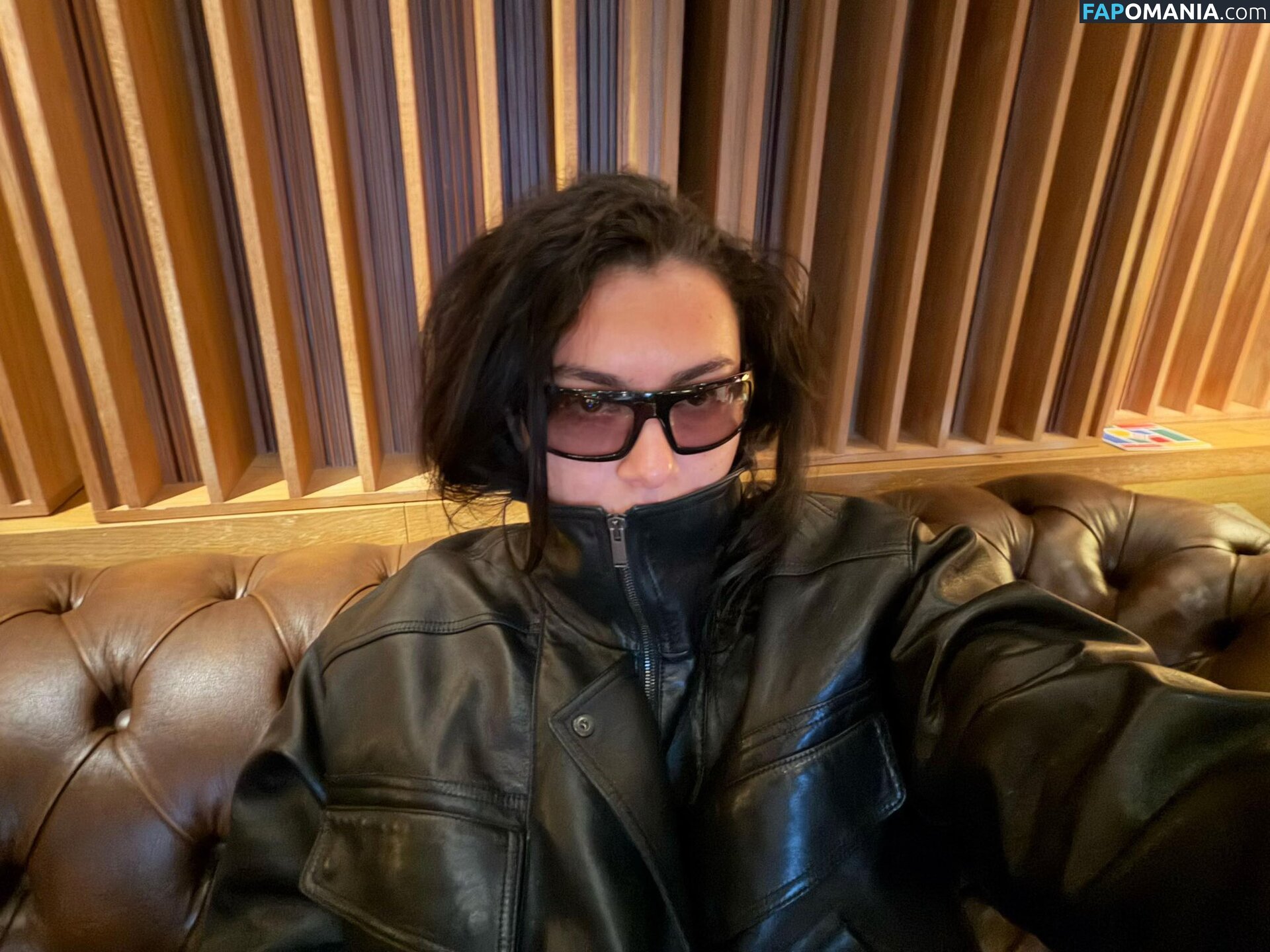 Charli XCX / charli_xcx / charlignarly / charlixcx / https: Nudo OnlyFans  Foto trapelata #1290