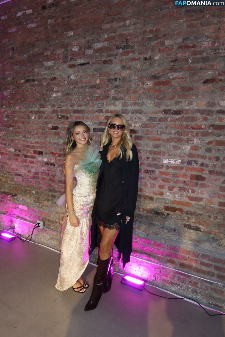 Chasity and Elli Nolan Nudo OnlyFans  Foto trapelata #3