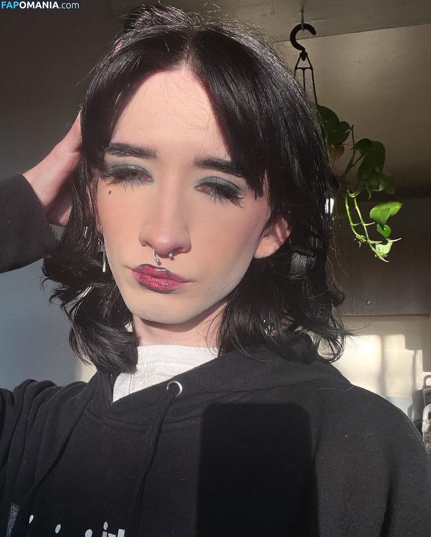 Cherry Darling / _cherrydarlin_ / ch3rrydarl1nn Nudo OnlyFans  Foto trapelata #3