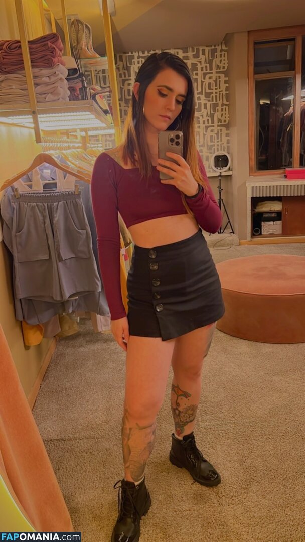 Caroloca Mejía / Helado de Vainilla / chika_bosque / https: / ideas_veg Nudo OnlyFans  Foto trapelata #5