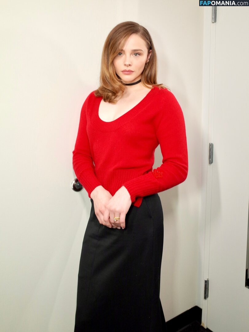 Chloë Grace Moretz / chloegmoretz / https: Nudo OnlyFans  Foto trapelata #937