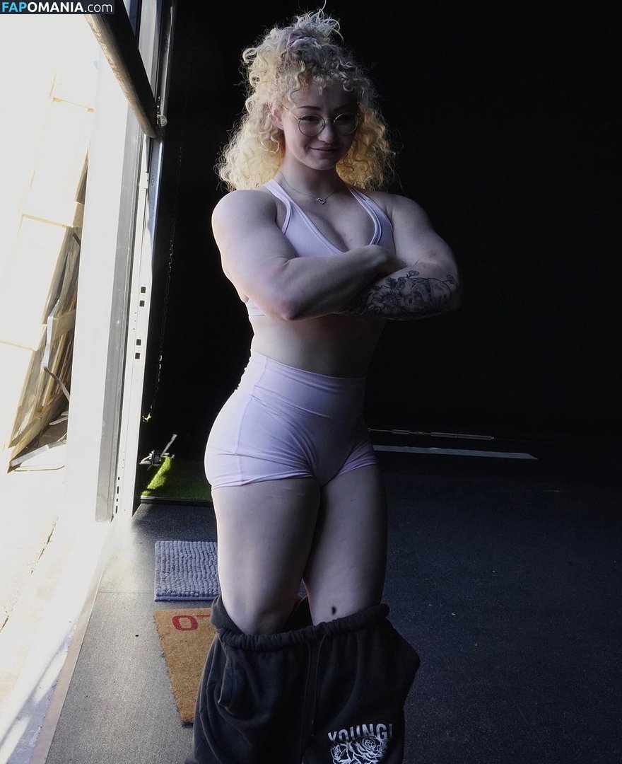 Chloethehokage / chloegrahamx / chloemirisch Nudo OnlyFans  Foto trapelata #2
