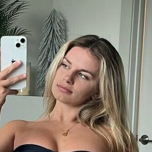 Claire Schroeder