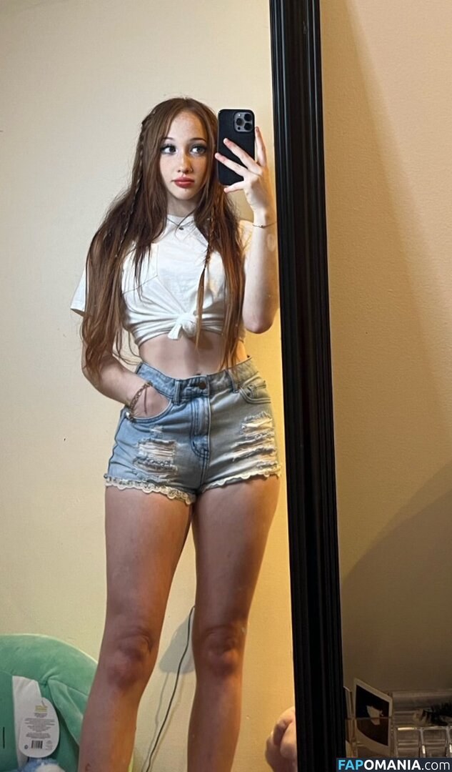 cle0h / cle0h_ / sleepysyrupp Nudo OnlyFans  Foto trapelata #1