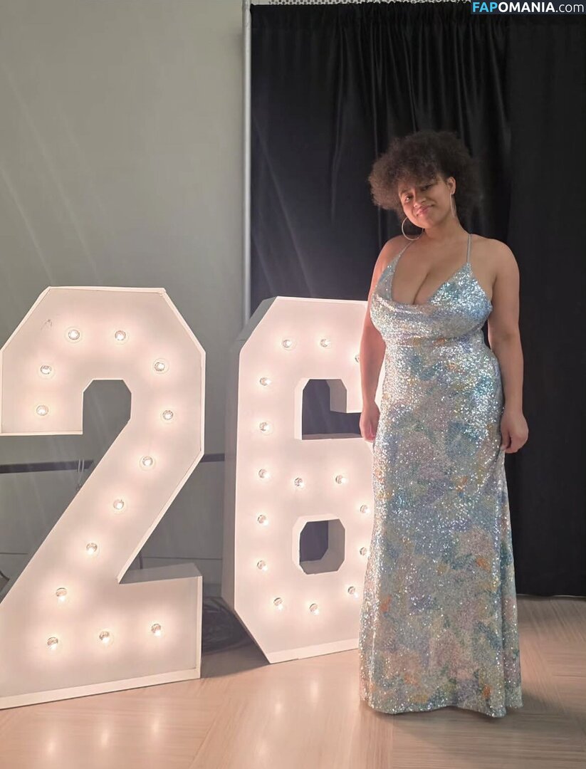 Dina / coco_ppop01 / cocopeepshow Nudo OnlyFans  Foto trapelata #1