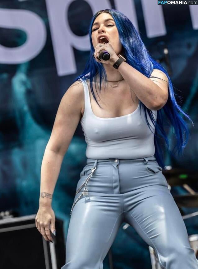 Courtney Laplante / Spiritbox Singer / courtneylaplante Nudo OnlyFans  Foto trapelata #25