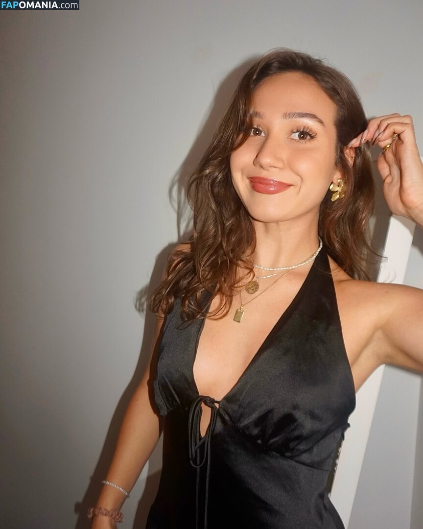 Courtney Sarault / court_sarault / courtsarault / https: Nudo OnlyFans  Foto trapelata #28