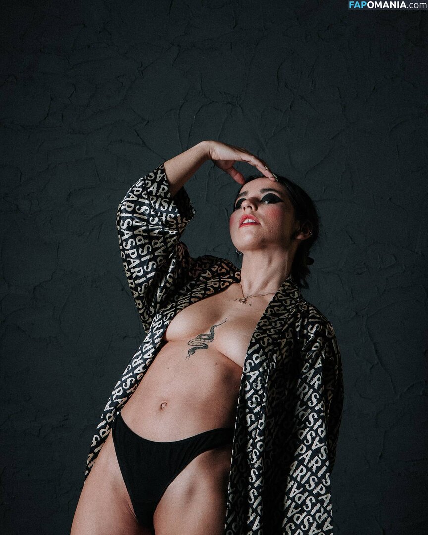 crismaia97 / maiaserena / user Nudo OnlyFans  Foto trapelata #13