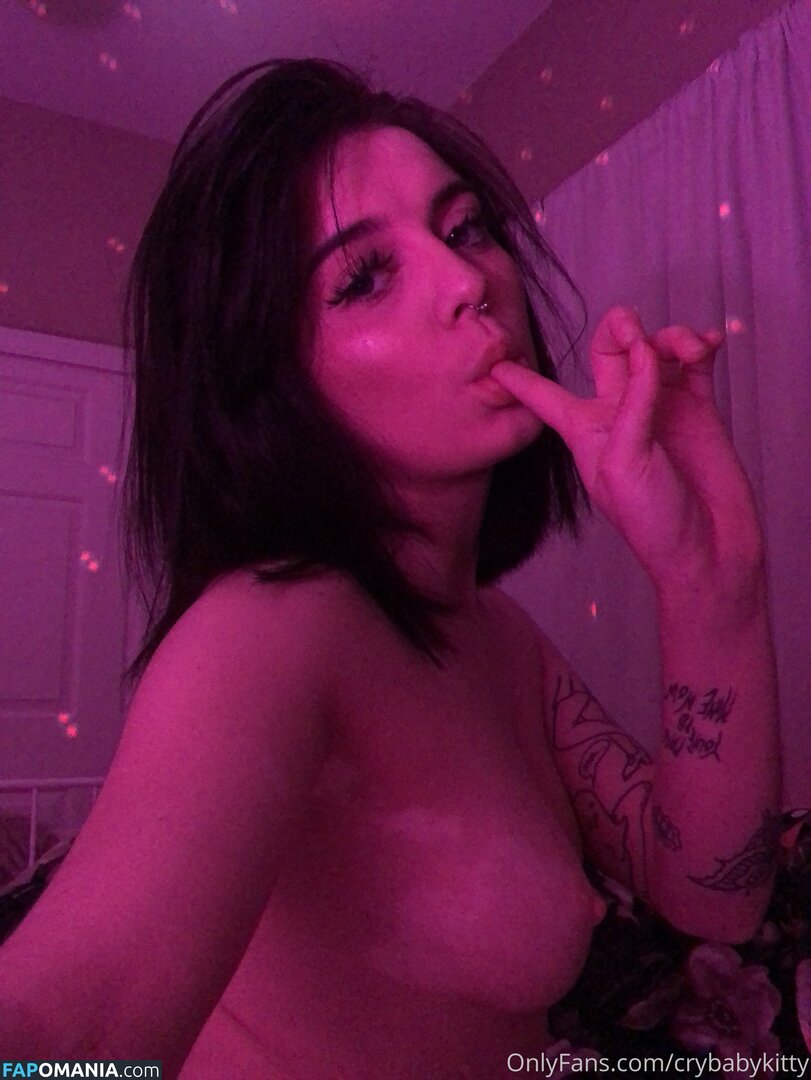 crybabykitty / crybabysmallfry / cyrbabykat / flaminhotlower / katiwana / katwinaina / sourh3ad Nudo OnlyFans  Foto trapelata #9