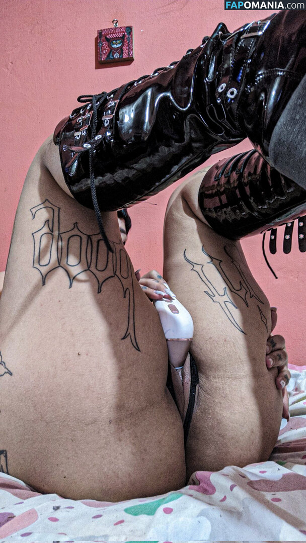 Ass / Curvymilftwinkletoes / Goodgirlwbadhabits / Thigh Stretch Marks / busty_nurse / https: / leximoonn / ravenangel1124 / ravenangel112415 Nudo OnlyFans  Foto trapelata #79
