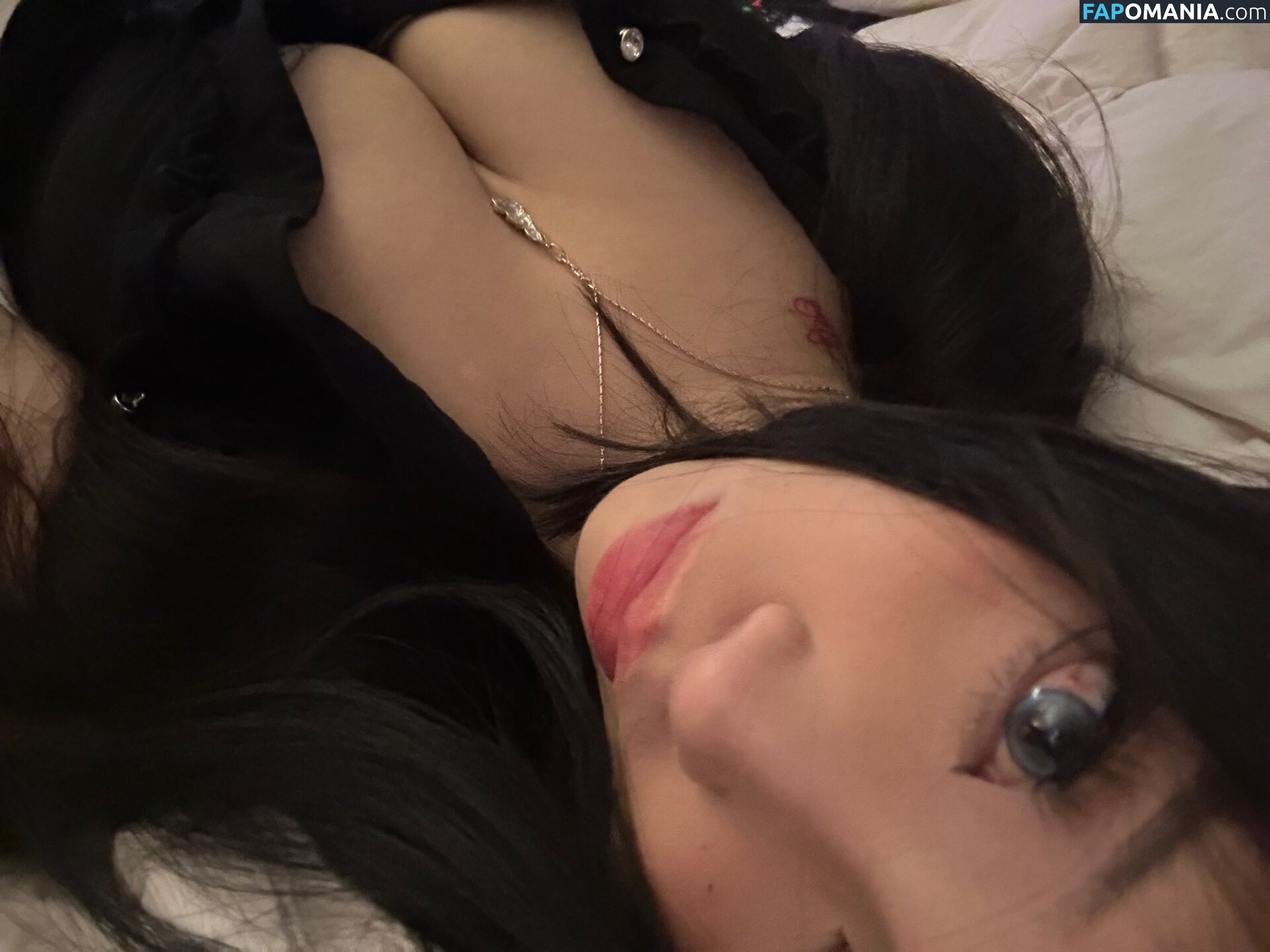 cwuddlemeplz / koohlia / vatonez Nudo OnlyFans  Foto trapelata #10