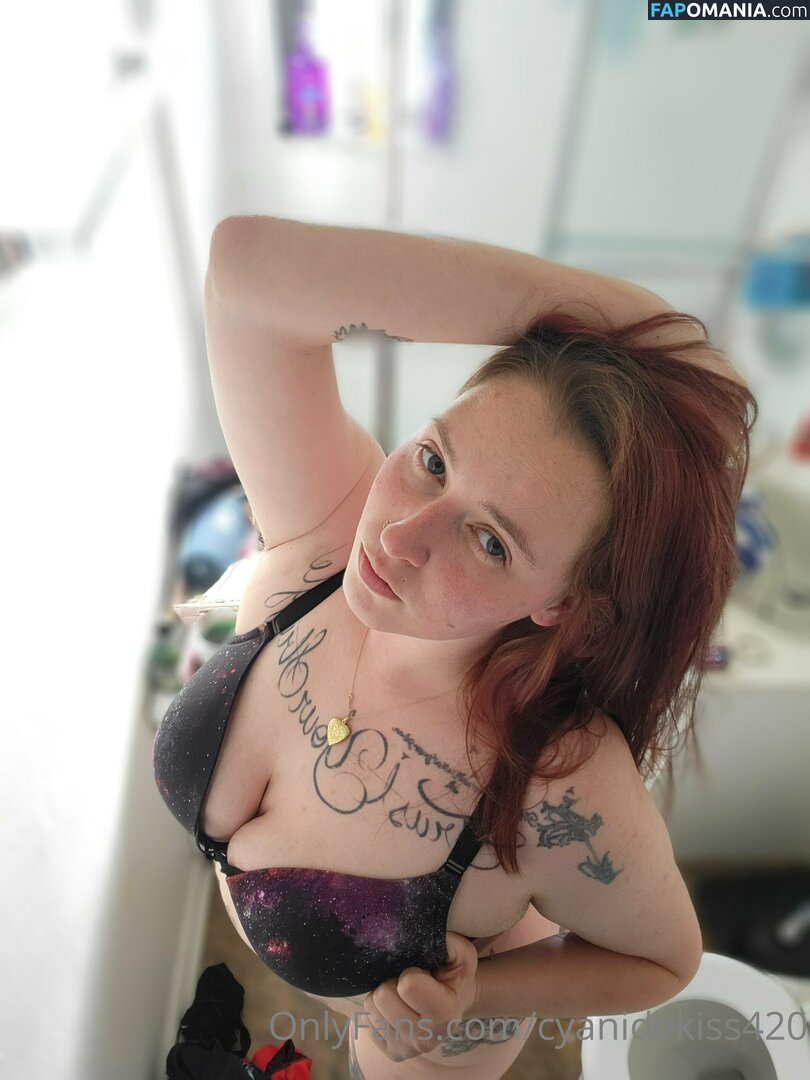 cyanidekiss420 / samanthaxcyanide Nudo OnlyFans  Foto trapelata #29