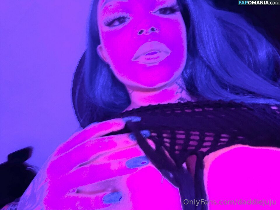 Daddiejuju / Earth2julisa Nudo OnlyFans  Foto trapelata #2