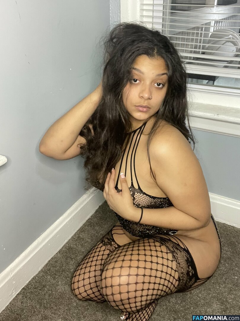 Daddyslilbaby420 / LiLBabyNina / ninaaxobinaa Nudo OnlyFans  Foto trapelata #1