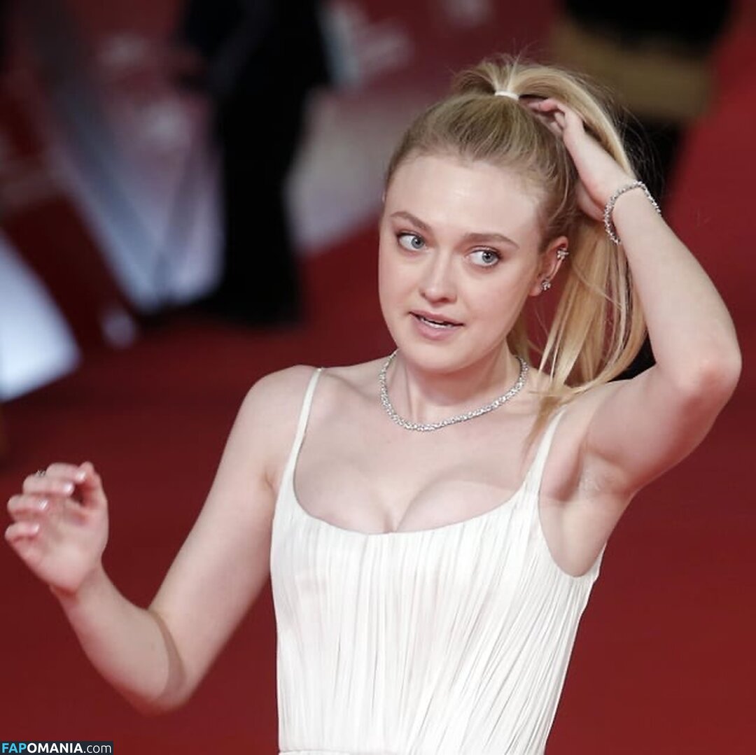 Dakota Fanning / dakotafanning Nudo OnlyFans  Foto trapelata #21