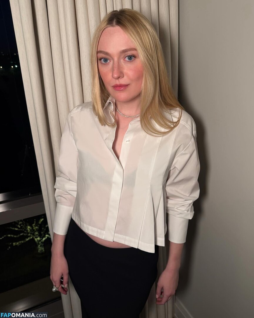 Dakota Fanning / dakotafanning Nudo OnlyFans  Foto trapelata #272