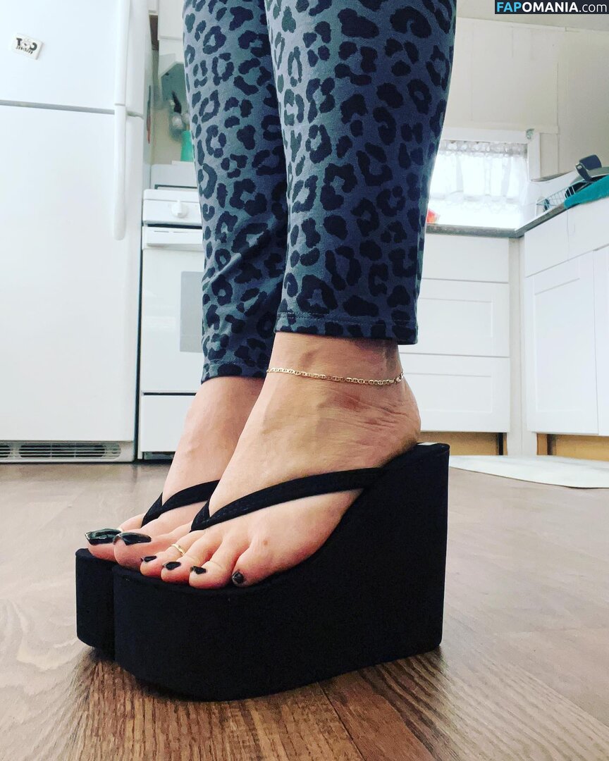 Dani Lee / Loveher_toes / iamhershei_ Nudo OnlyFans  Foto trapelata #2