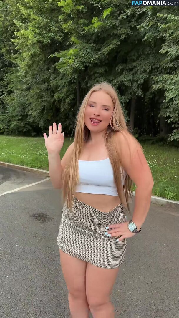 Daniela Virlan / blare20 / daniela_virlan1 / https: / virlan_daniela Nudo OnlyFans  Foto trapelata #17