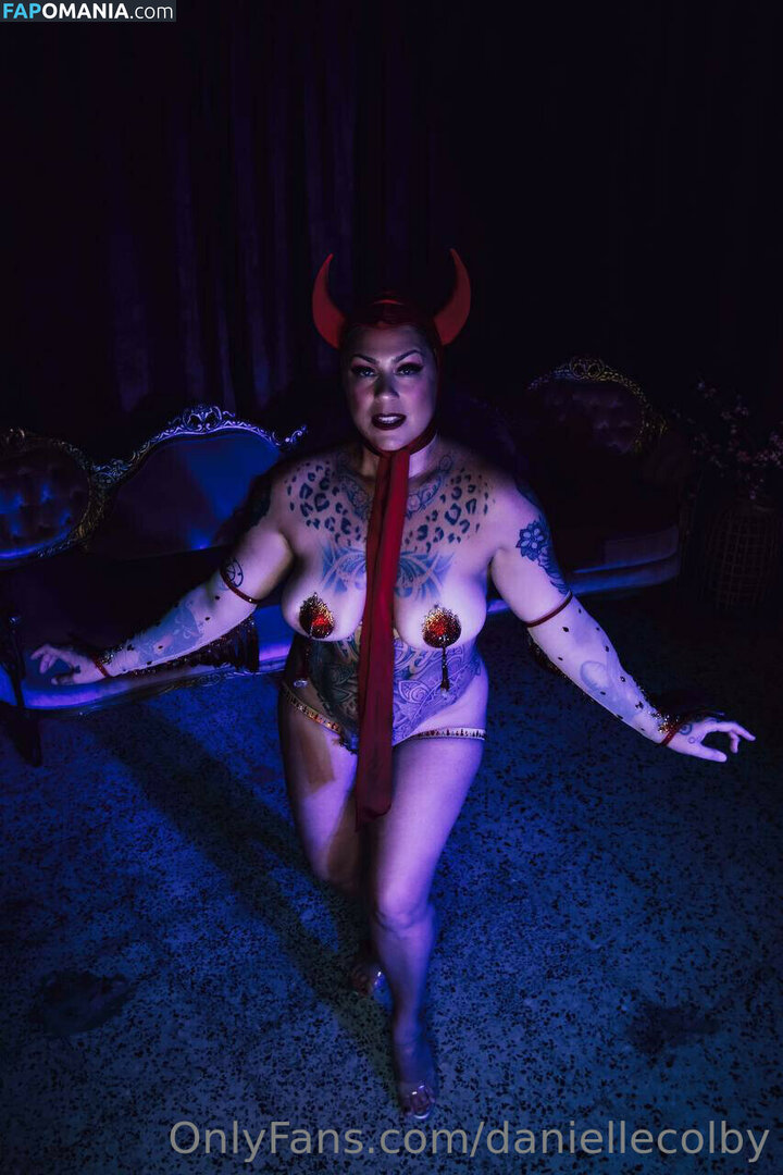 Danielle Colby Nudo Foto trapelata #80