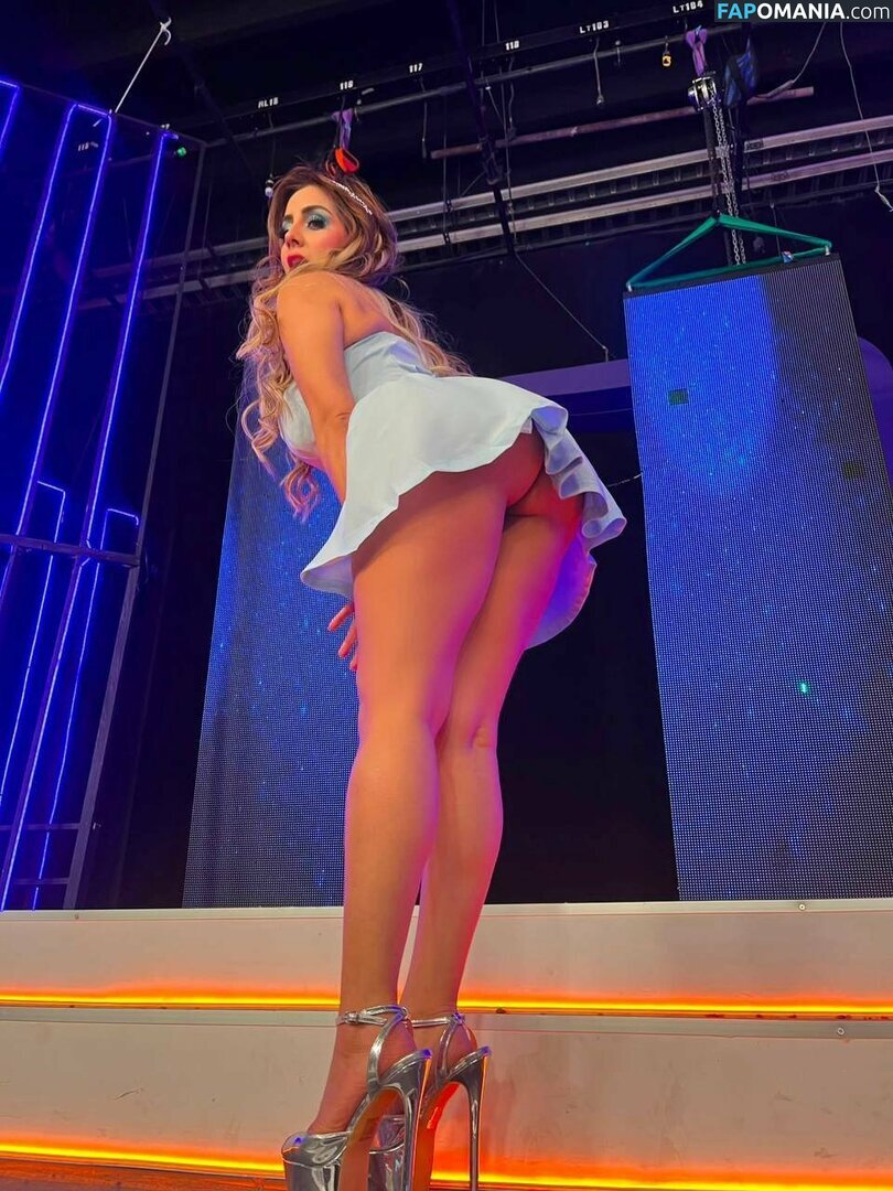 Datsy Acuña / datsy_acuna / datsyacuna Nudo OnlyFans  Foto trapelata #1