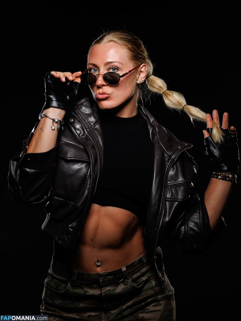 Delia Schweizer / delia.schweizer Nudo OnlyFans  Foto trapelata #5