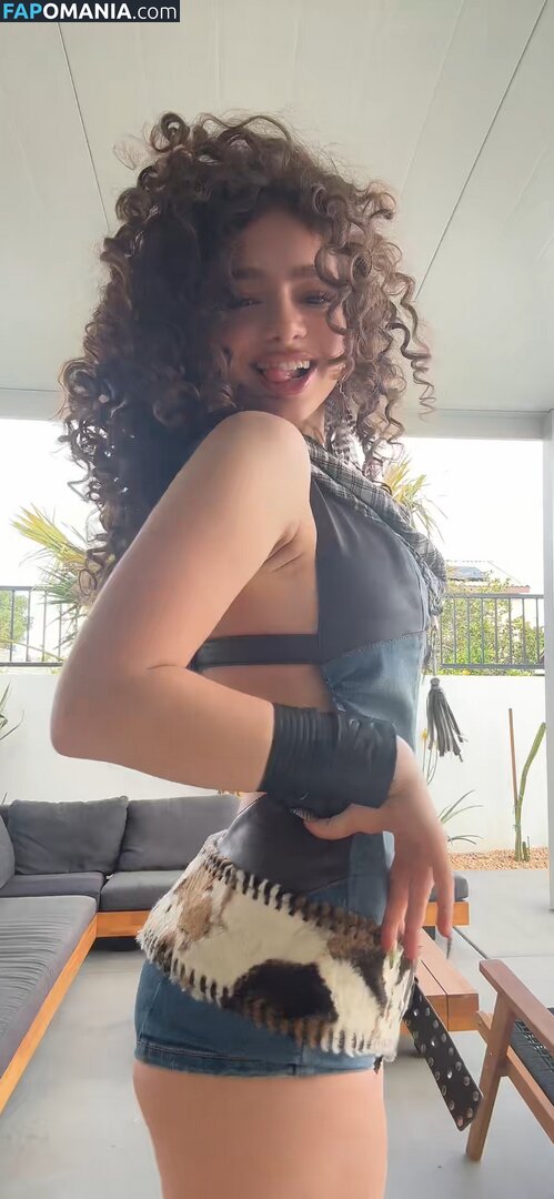 Demitra Kalogeras / demitrakalogeras Nudo OnlyFans  Foto trapelata #30