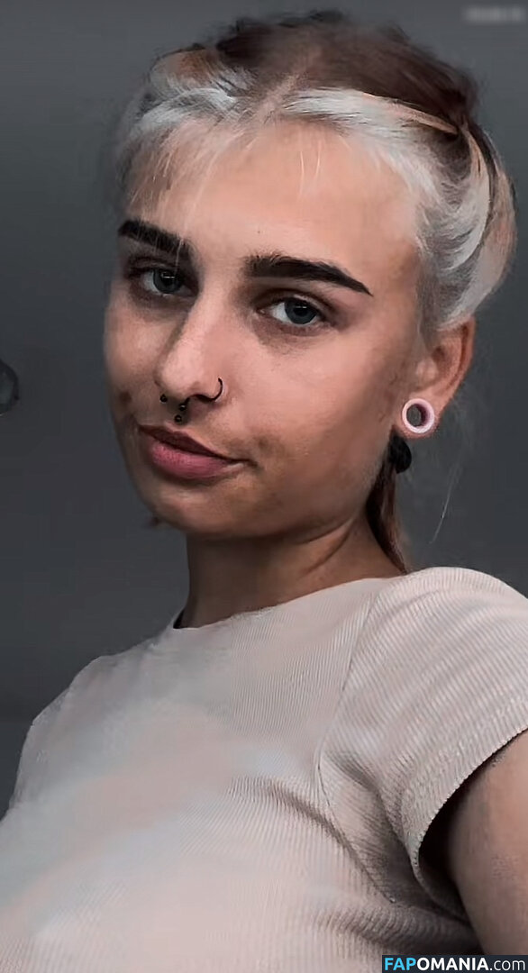 Dina / _ur_russian_dina / coco_ppop01 / dinadewgong Nudo OnlyFans  Foto trapelata #46